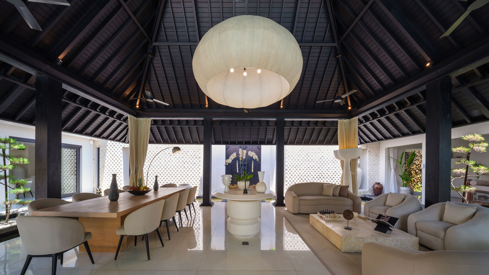 Elite Havens - Des Indes II - Seminyak Bali Indonesia - Airy and spacious open-sided dining and living pavilion